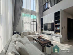Baan Nara Wongwaen-Ramintra | Stunning Detached 4 Bed House with Roof Terrace Sauna photo
