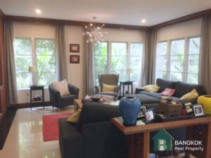 Thonglor | Detached 4 Bed 5 Bath House with Shared Pool photo