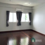 RENT ให้เช่าบ้านเดี่ยว เอกมัย พร้อมสระว่ายน้ำส่วนตัว Detached house 3 bed study Private Pool Ekkamai