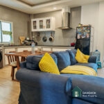 RENT หมู่บ้านสัมมากร รามคำแหง Sammakorn Village 2+1 bed 2 bath apartment with Lake View