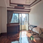 RENT สราญใจ แมนชั่น Saranjai Mansion Nana BTS 3 bed 2 bath great views