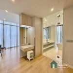 SALE วิตโตริโอ สุขุมวิท 39 Vittorio Sukhumvit 39 Luxury 2 bed 3 bath condo walk to BTS