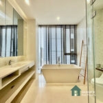 SALE วิตโตริโอ สุขุมวิท 39 Vittorio Sukhumvit 39 Luxury 2 bed 3 bath condo walk to BTS