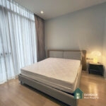 SALE วิตโตริโอ สุขุมวิท 39 Vittorio Sukhumvit 39 Luxury 2 bed 3 bath condo walk to BTS