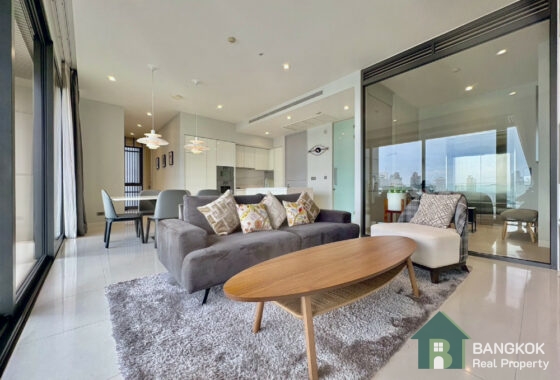 SALE วิตโตริโอ สุขุมวิท 39 Vittorio Sukhumvit 39 Luxury 2 bed 3 bath condo walk to BTS