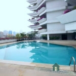 Condo Sale ลา คาสเคด คอนโดมิเนียม La Cascade Ekkamai Renovated 4 bed 3 bath terrace Investment