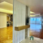 Condo Sale ลา คาสเคด คอนโดมิเนียม La Cascade Ekkamai Renovated 4 bed 3 bath terrace Investment