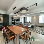 Condo Sale ไอคอน 1 Icon 1 Thonglor Condominium Renovated spacious 2 bed 2 bath