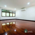 RENT Phrom Phong walk Asok BTS Detached house Commercial Home Office