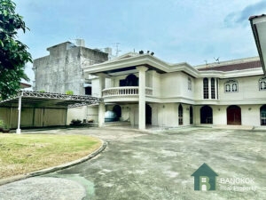 Sutthisan | Large Detached 6 Bedroom House – Development Opportunity photo