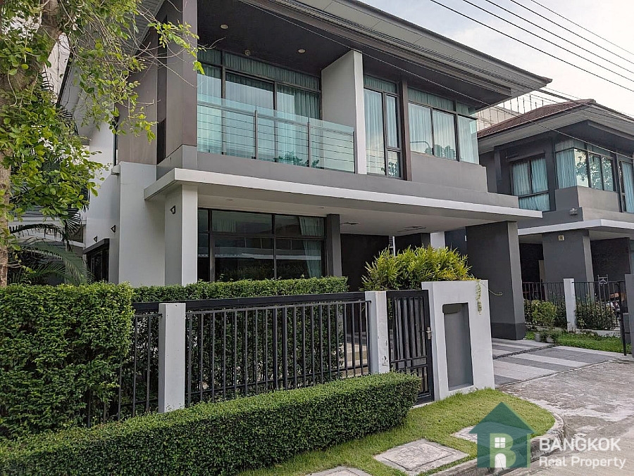 RENT Setthasiri-Krungthep-Kreetha-Detached-3-bed-House-walk Brighton College