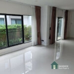 RENT Setthasiri-Krungthep-Kreetha-Detached-3-bed-House-walk Brighton College